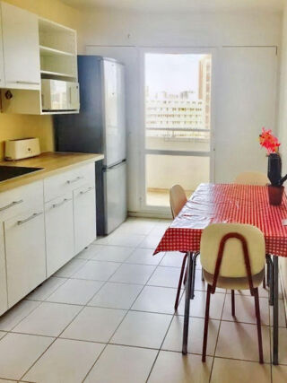  Appartement � louer 5 pi�ces 90 m�