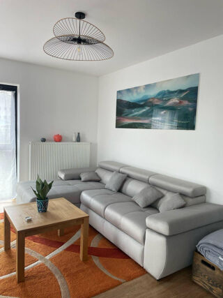  Appartement à louer 4 pièces 75 m²