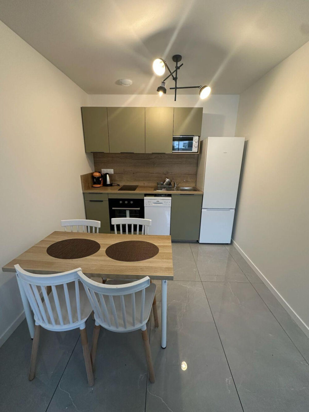 Location Appartement Beau 2 pièces meublé Et recent Saintry-sur-seine