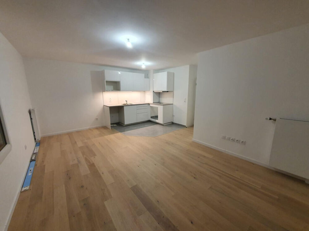 Location Appartement Appartement T3 avec loggia de 9m2 arrêt T10 NOVEOS Le plessis-robinson