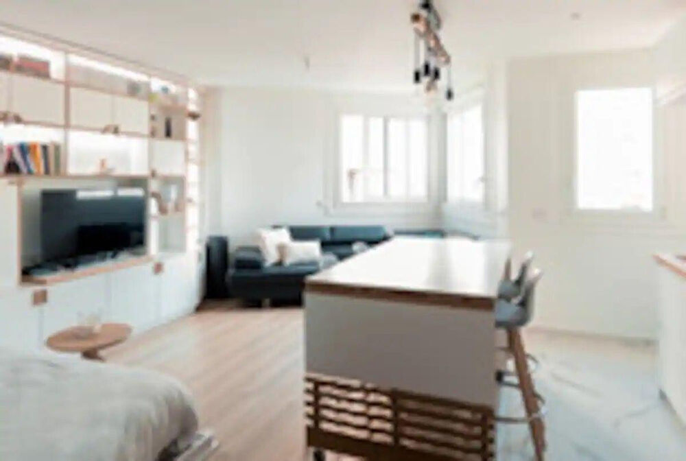 Location Appartement Beau studio tout equipé proche Paris. Suresnes
