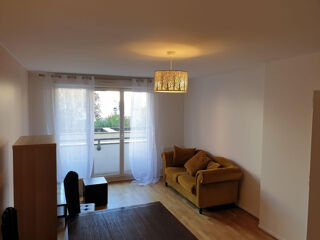  Appartement � louer 1 pi�ce 81 m�