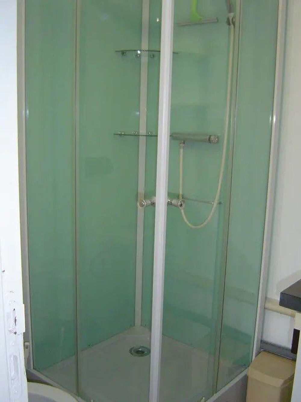 Location Appartement Studio 21,5 m² meublé à 5mn FAC et CHU à 480€ Poitiers