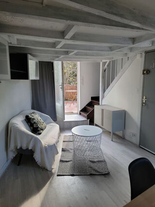  Appartement à louer 1 pièce 23 m²