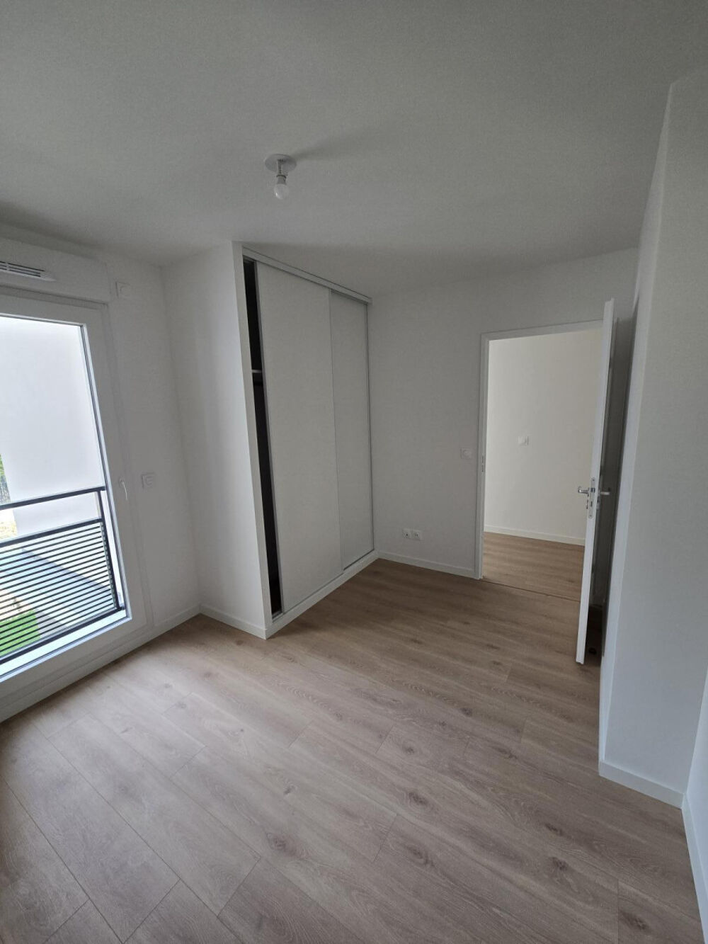 Location Appartement Superbe T3 neuf  72m2 avec balcon et parking Châtenay-malabry