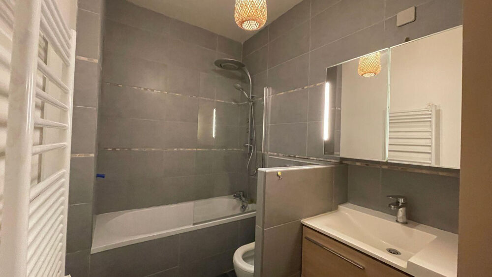 Location Appartement GRAND STUDIO 31M2 PROCHE GARE AVEC TERRASSE Choisy-le-roi