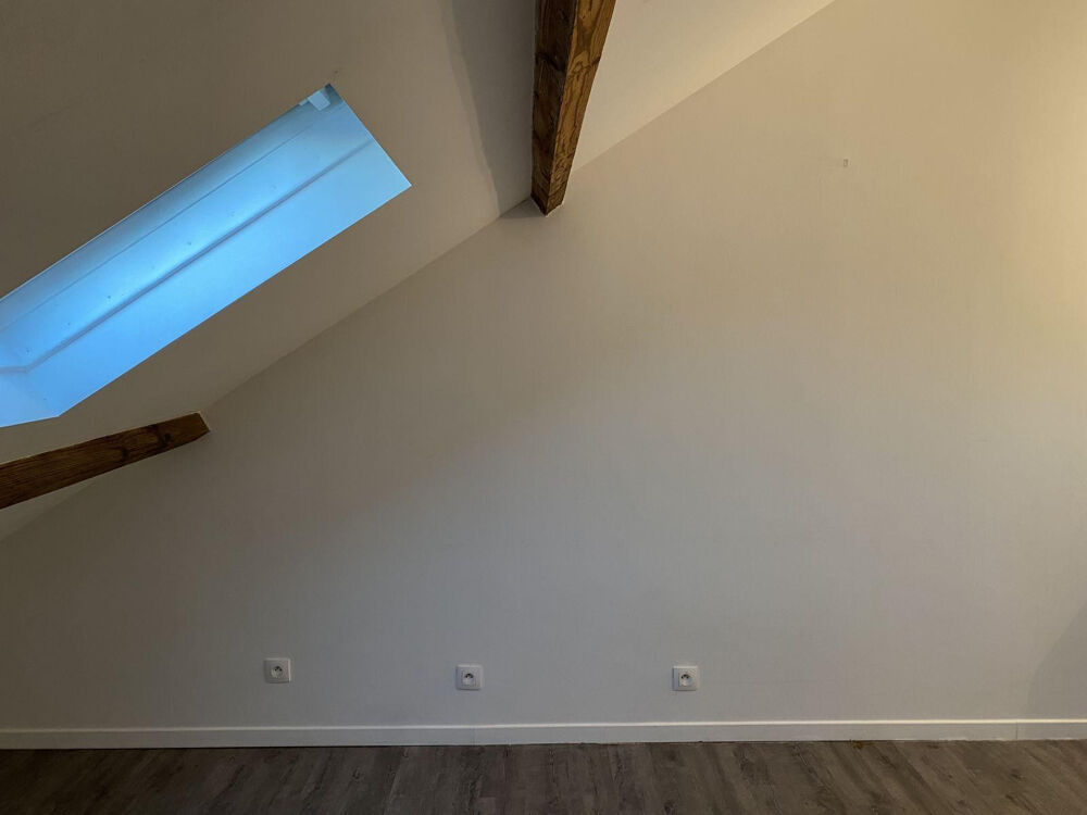 Location Appartement Studio lumineux sous les toits Nantes