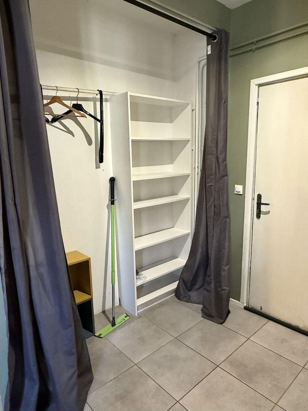 Location Appartement Appartement au centre ville calme donnant sur cour Saint-Étienne
