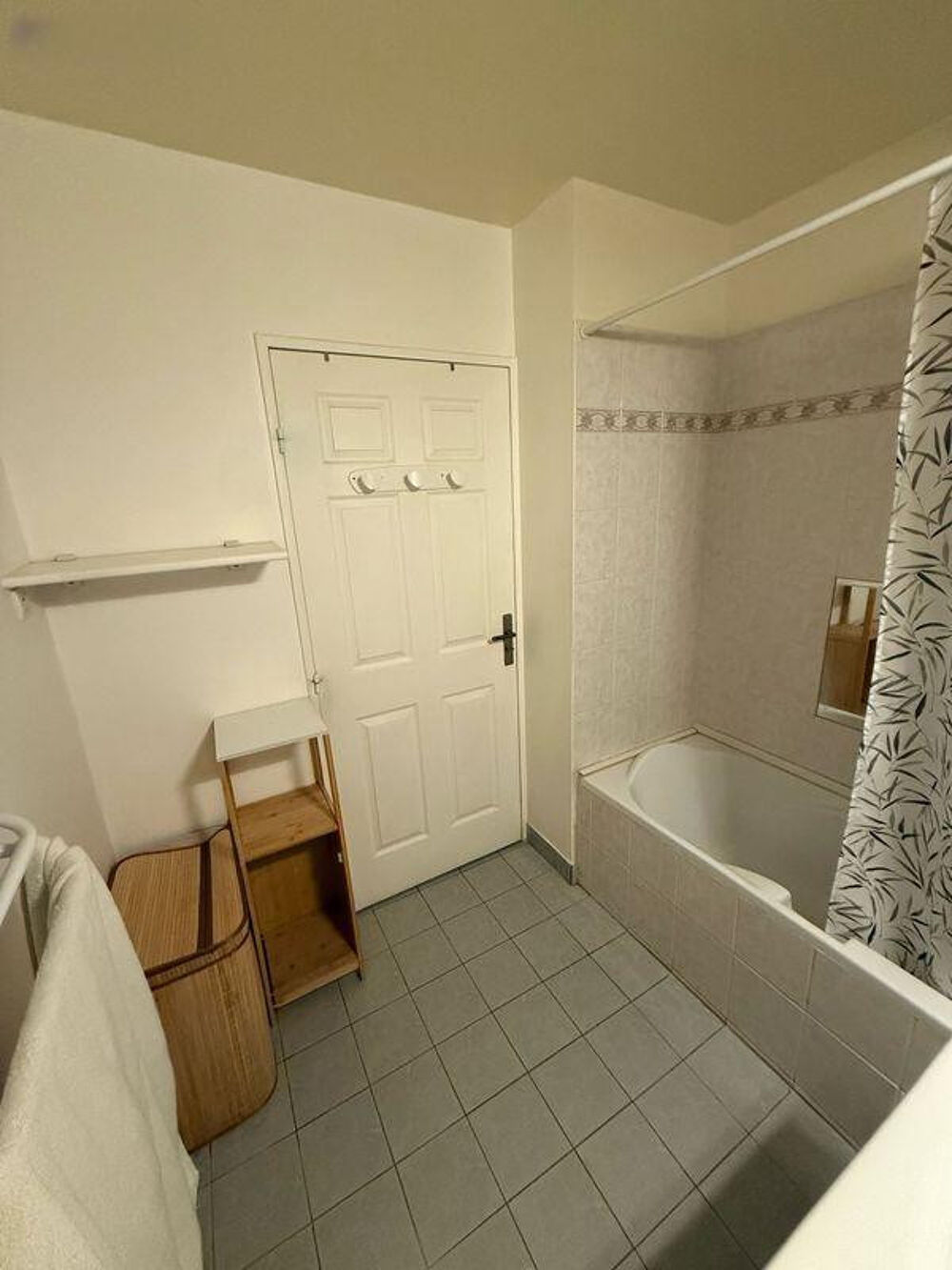 Location Appartement Meublé T2 paris Lilas XXeme Paris 20