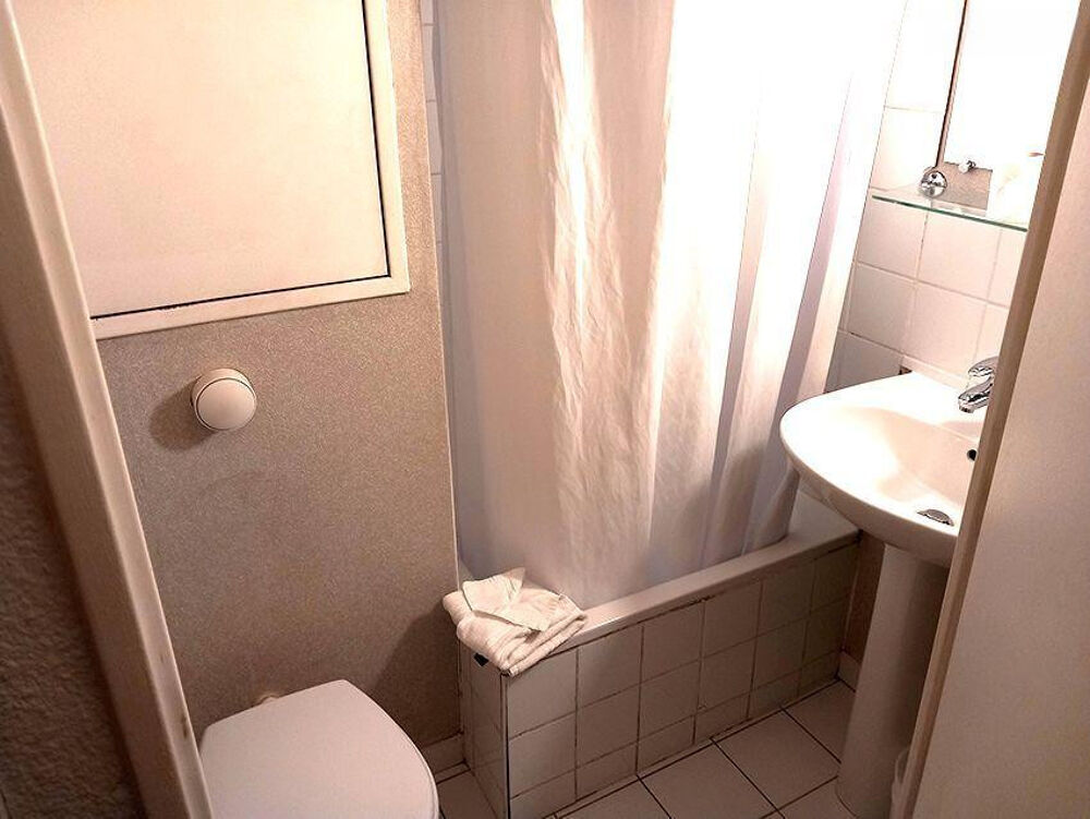 Location Appartement La Défense - Studio meublé dans résidence récente Courbevoie