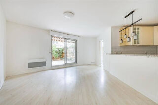  Appartement à louer 2 pièces 47 m²