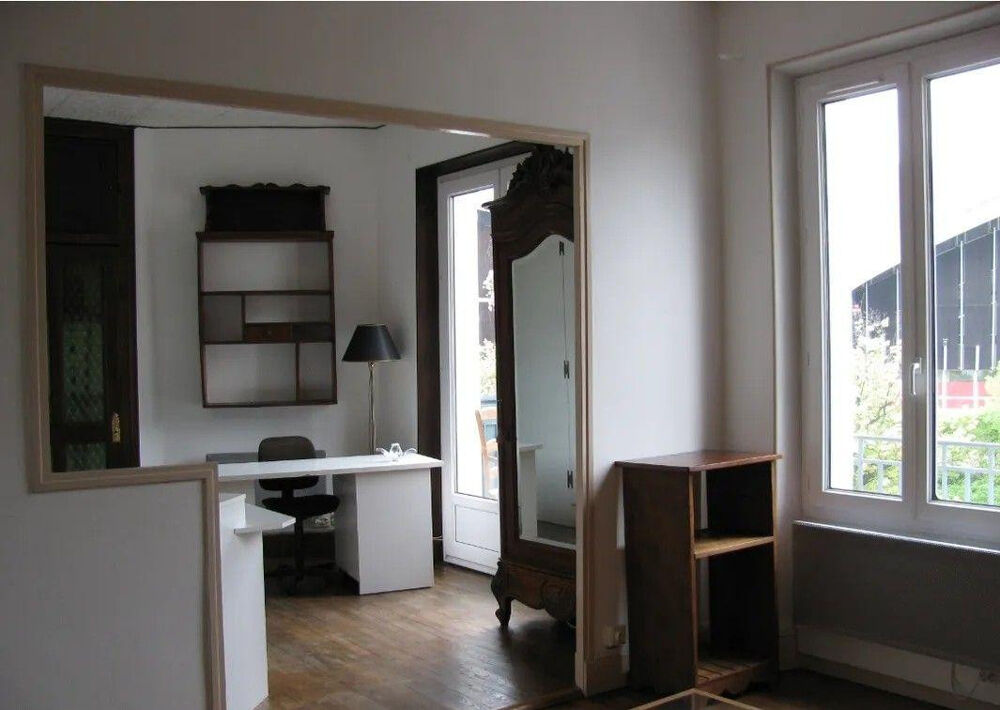 Location Appartement Beau studio 35m² proche tramway Flandrin Valmy Grenoble