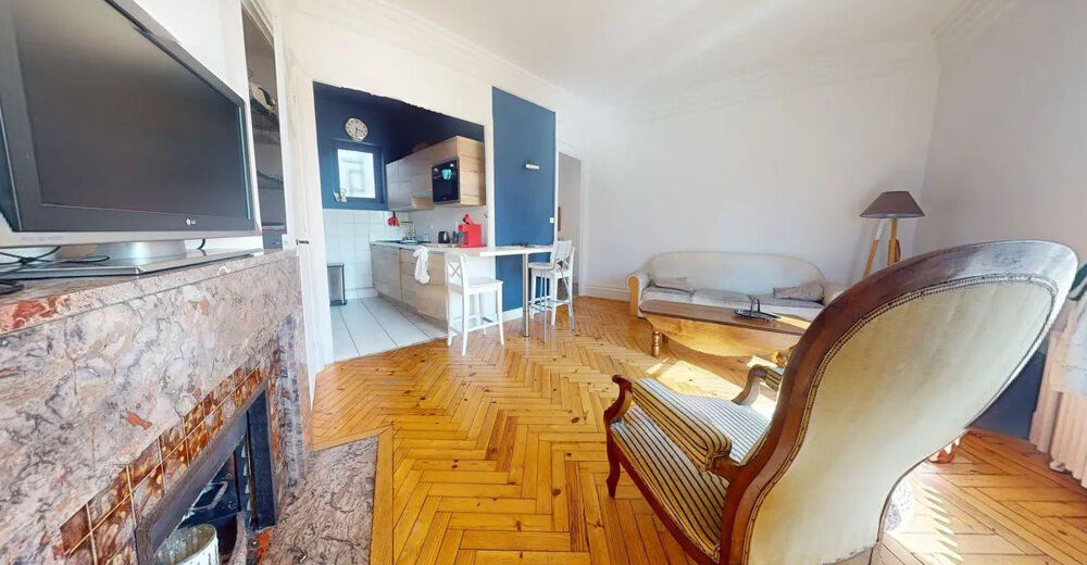 Location Appartement Magnifique T2 meublé 44m2 en face de Centre Deux Saint-Étienne