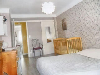  Appartement à louer 3 pièces 65 m²