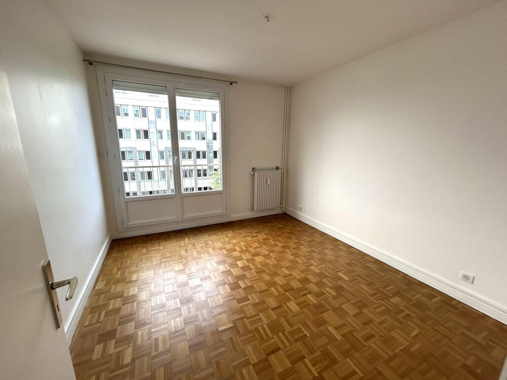 T3 66 m2 traversant lumineux balcon cave parking