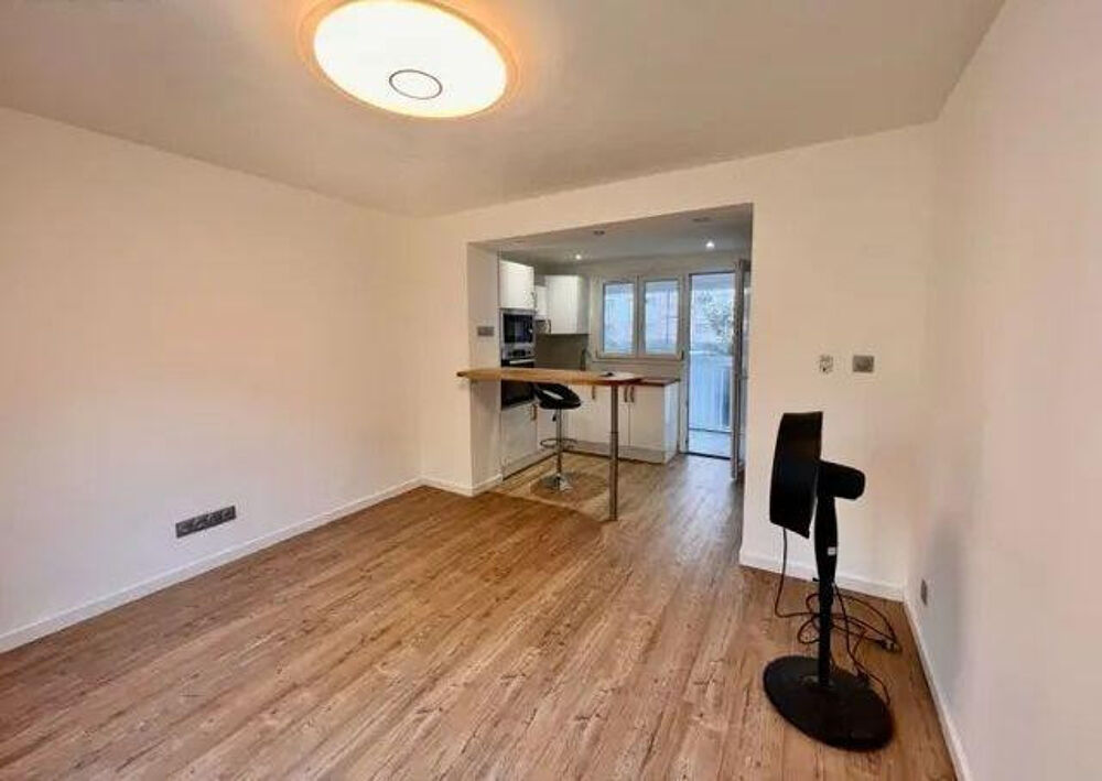 Location Appartement Beau 2P meublé 45m² refait à neuf avec loggia Aix-en-provence