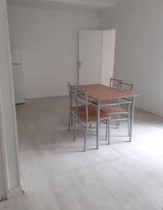  Appartement à louer 2 pièces 34 m²