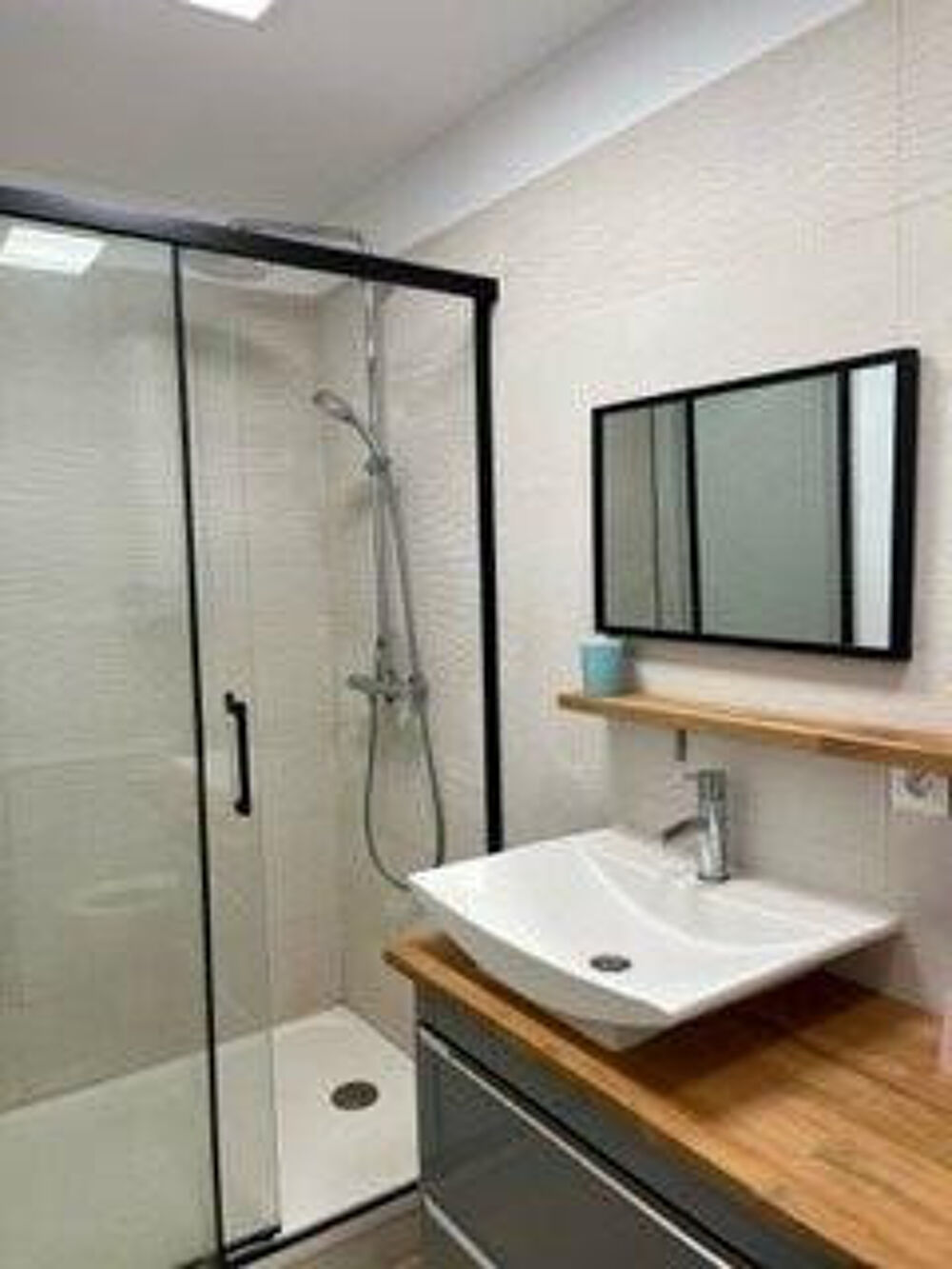 Location Appartement ECUSSON - Superbe appartement meublé de 48 m² Montpellier