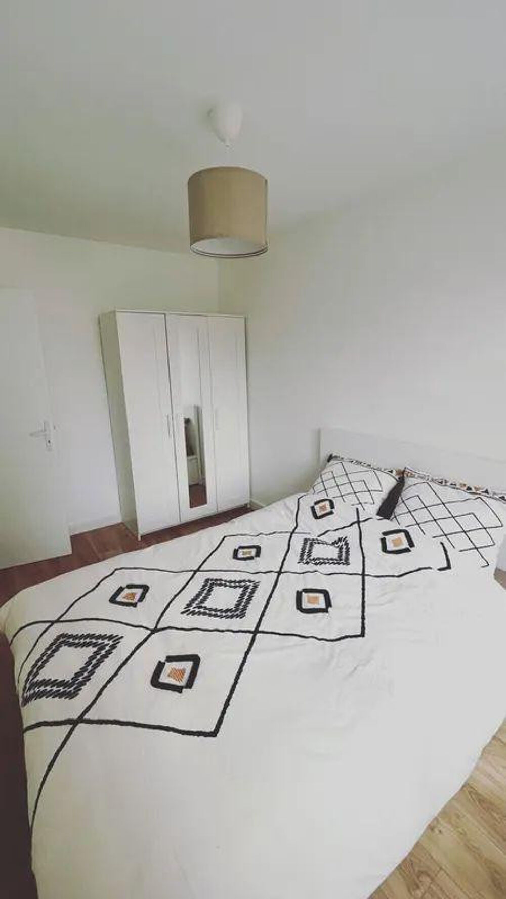 Location Appartement 3 Chambres à louer dans une coloc F4 61m2 Clichy-sous-bois