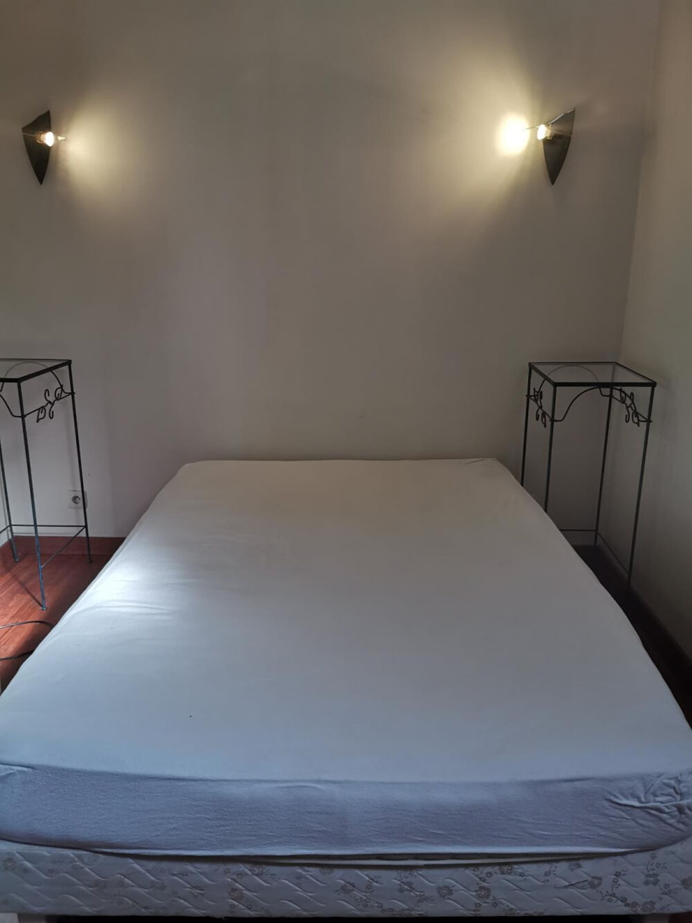 Location Appartement Avec  électrice, eau, internet, assurance etc.... Neuville-sur-saône