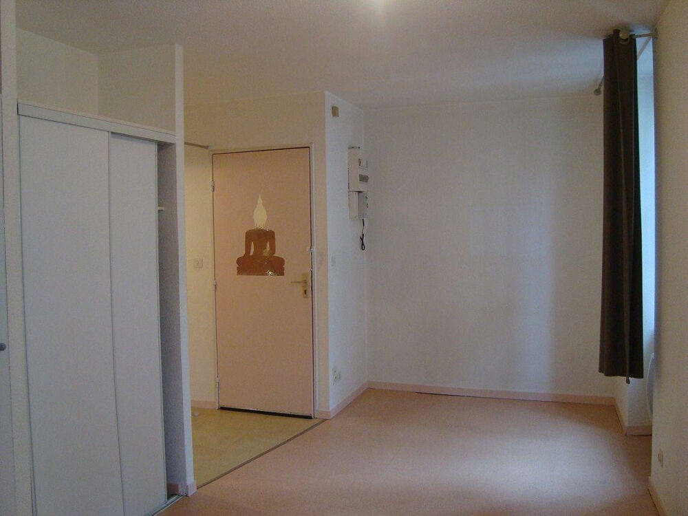 Location Appartement Studio hypercentre Clermont-ferrand