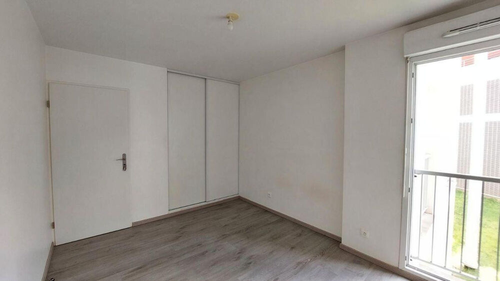 Location Appartement Beau 2P 40m² en très bon état Vigneux-sur-seine
