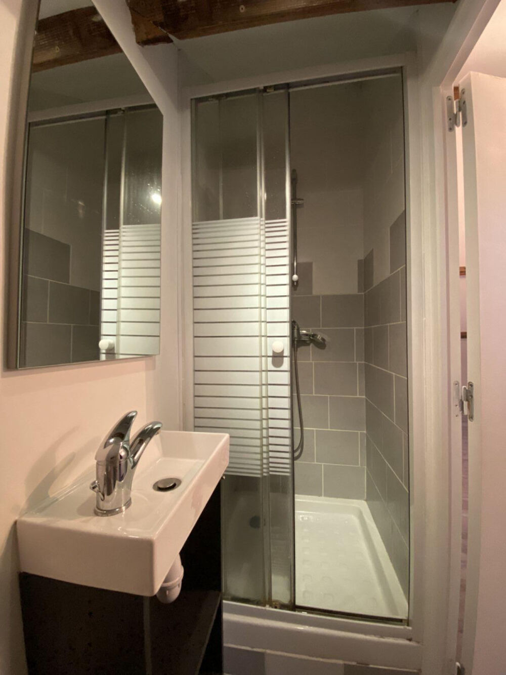Location Appartement Studio lumineux sous les toits Nantes