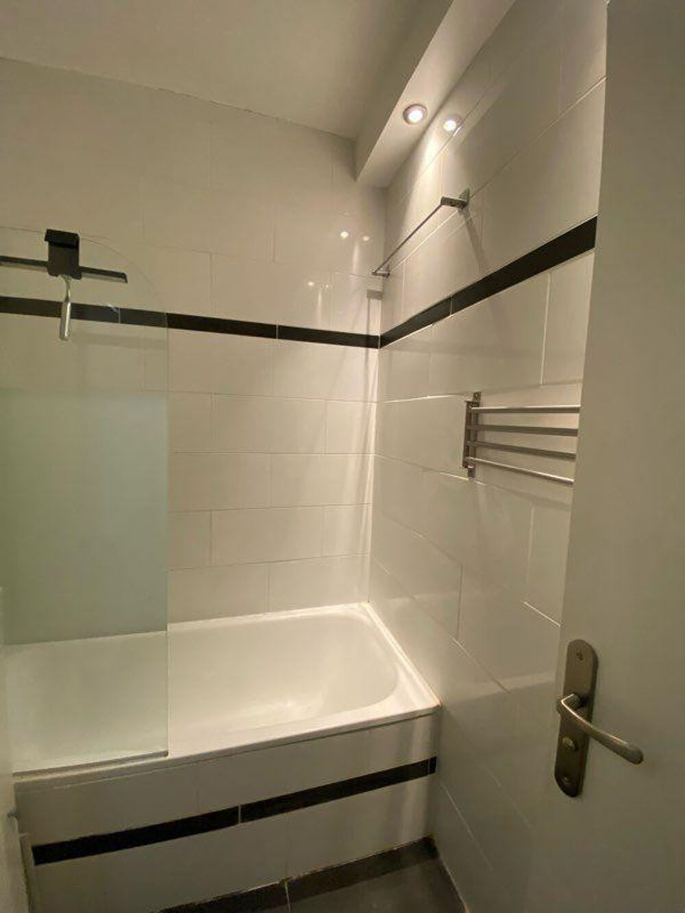 Location Appartement Location appartement T2 Paris Paris 19