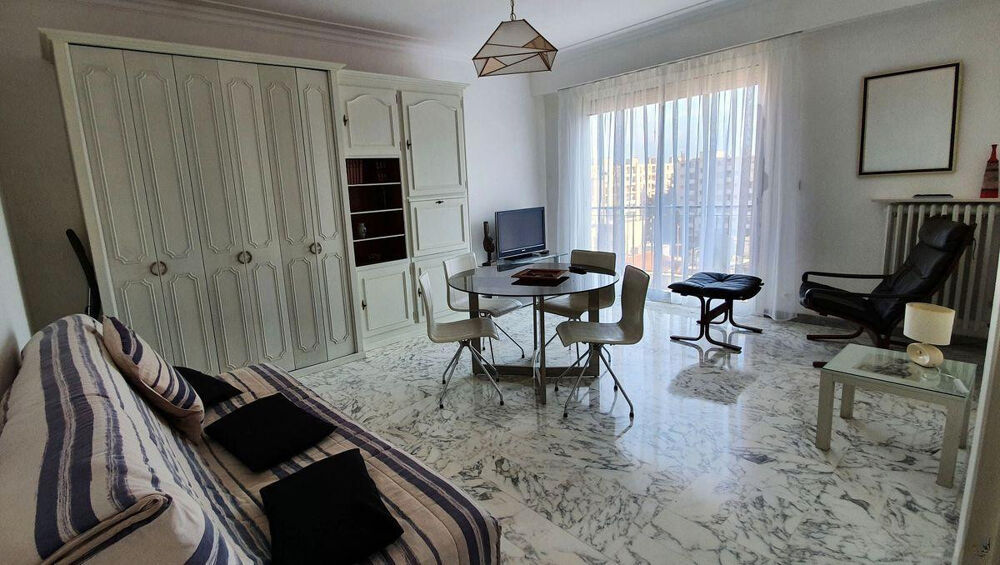 Location Appartement Central, beau Studio (F1 35m2) meublé, très lumi Nice