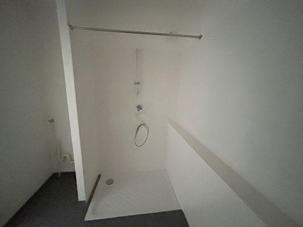 Location Appartement 2 pièces à louer Paris 19 Bld Mac Donald Paris 19