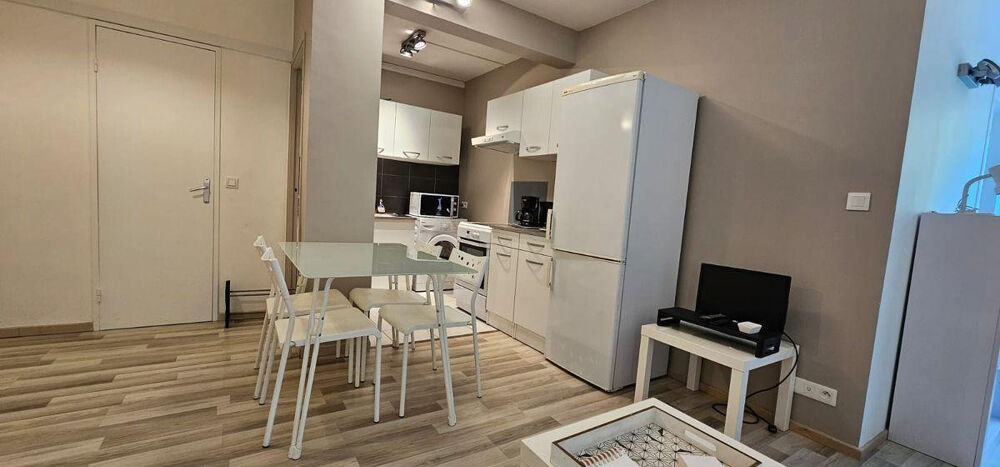 Location Appartement Chambre 14m² meublée dans coloc 76m² Nantes