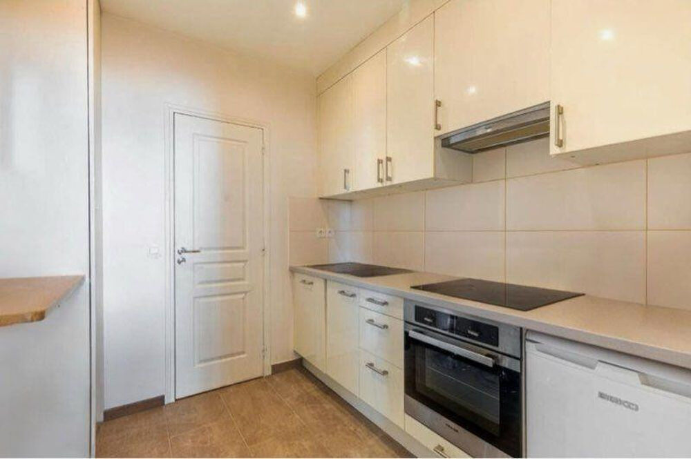 Location Appartement Grand studio Paris 14e, Porte d'Orléans Paris 14