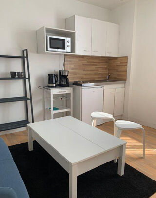  Appartement à louer 2 pièces 25 m²