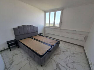  Appartement à louer 4 pièces 73 m²