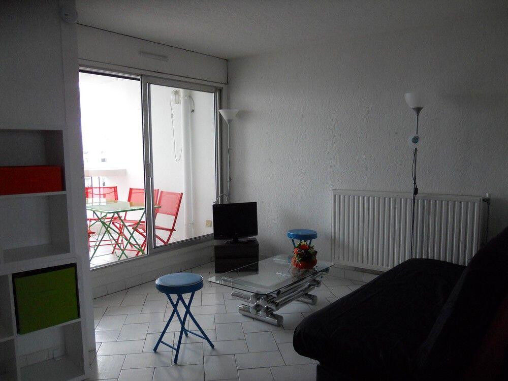 Location Appartement LOUE T1 BIS VIDE à l'année QUARTIER DU COUCHANT La grande-motte