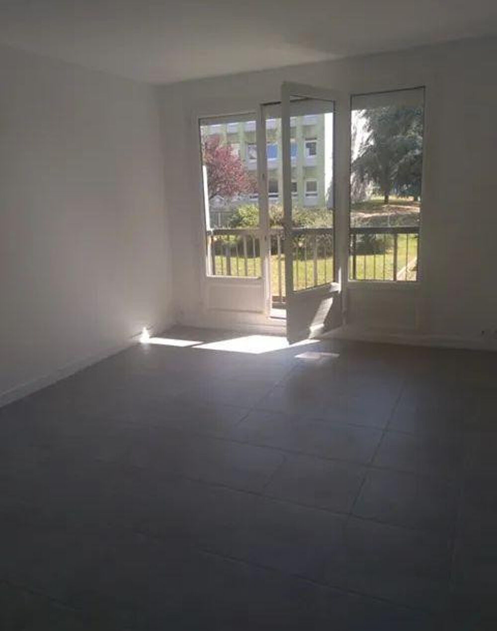 Location Appartement Beau 3P 70 m2 refait à neuf Quartier Contrie Nantes
