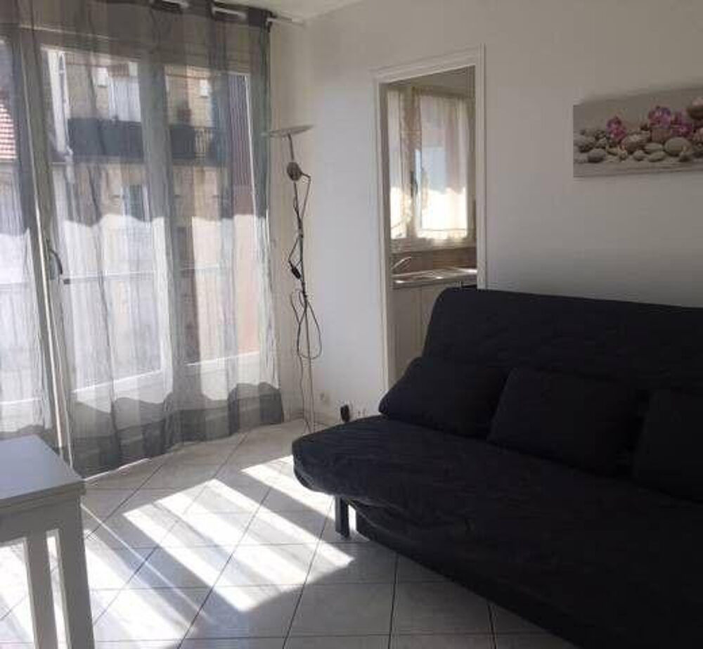 Location Appartement Beau studio meublé 24m² dans quartier recherché Colombes