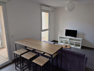  Appartement à louer 1 pièce 63 m²