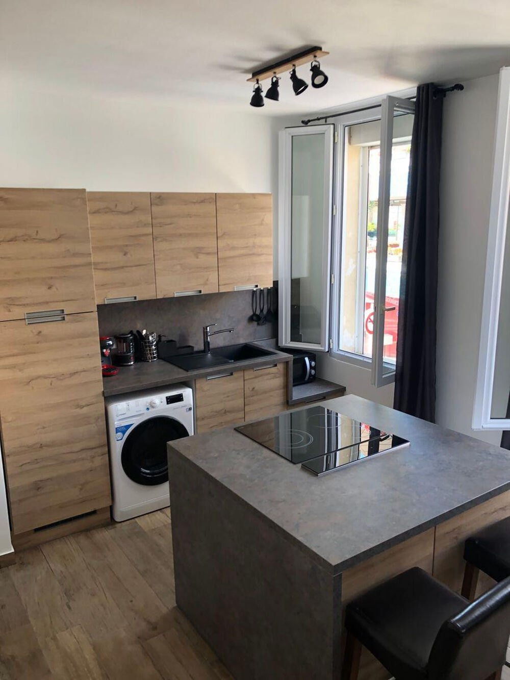 Location Appartement Grand appartement meublé T2 bis Toulon Toulon