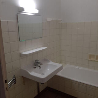  Appartement à louer 2 pièces 58 m²
