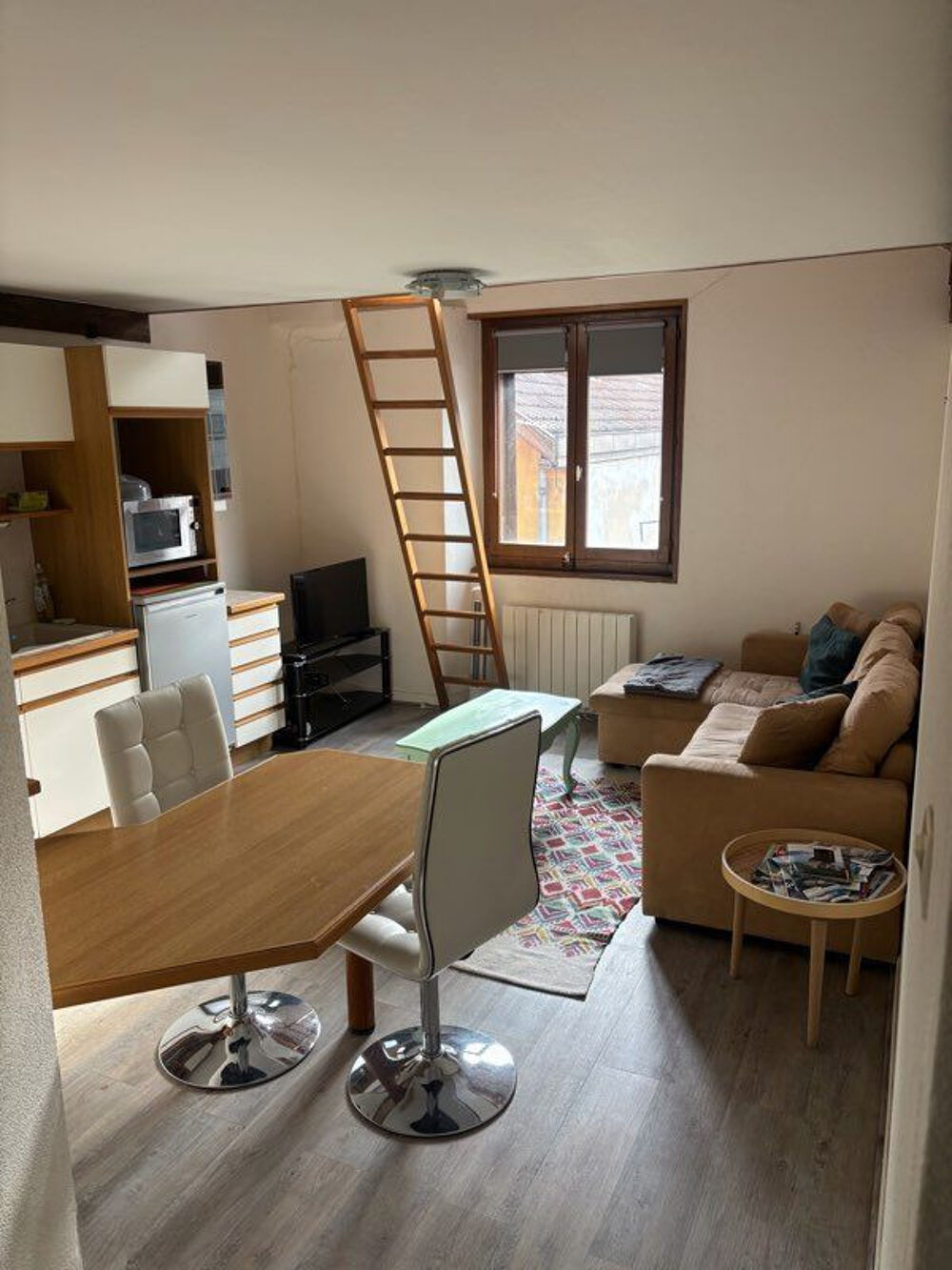 Location Appartement Beau T2 31m² bail courte durée Annecy