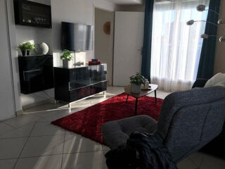  Appartement à louer 2 pièces 60 m²