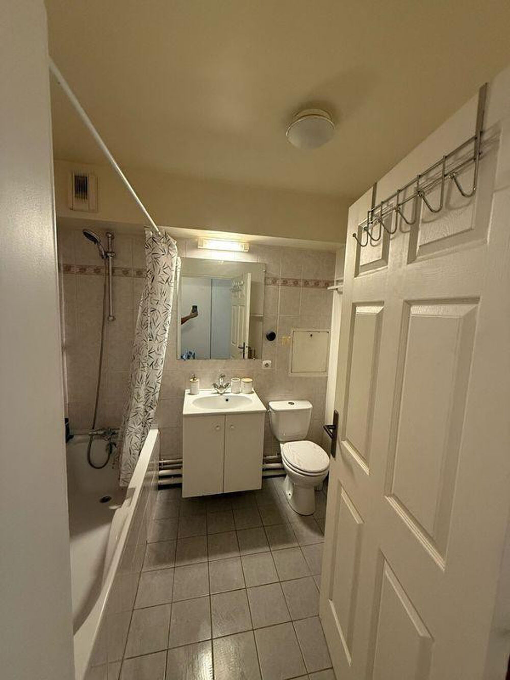 Location Appartement Meublé T2 paris Lilas XXeme Paris 20