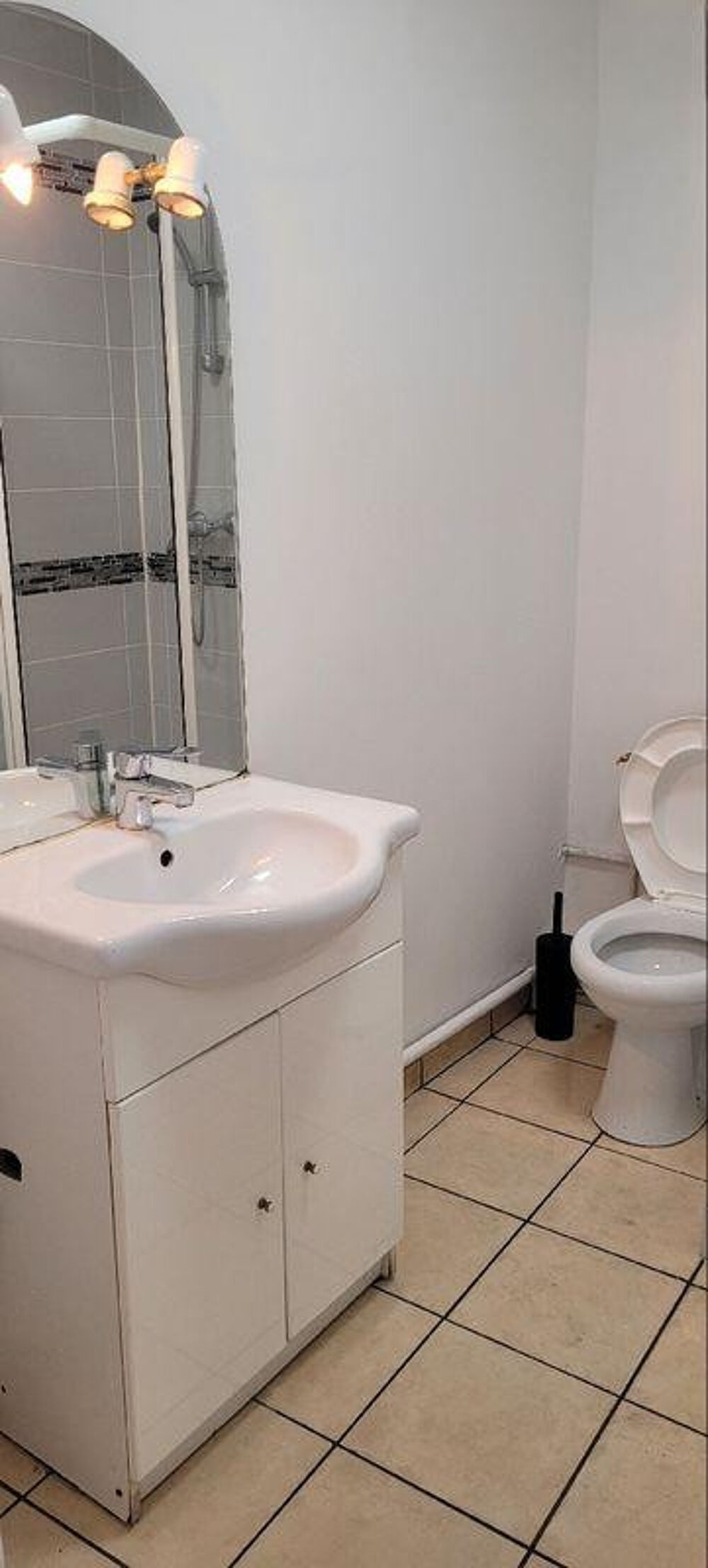 Location Appartement Loue T2 meublé centre-ville Saint-Étienne