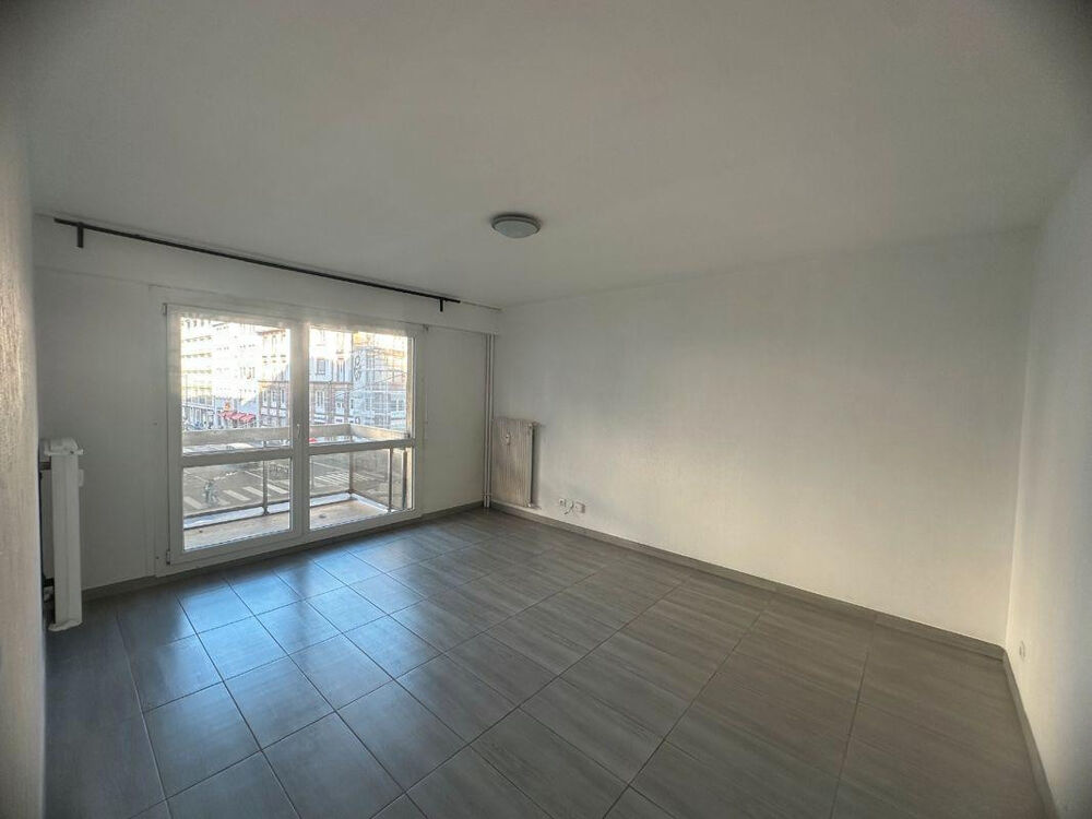 Location Appartement Beau 2 pièces 51m2  avec balcon Strasbourg