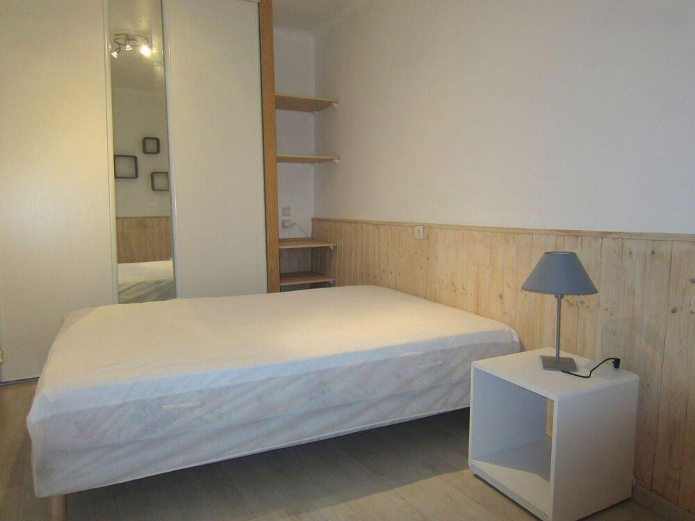 Location Appartement Beau T2 meublé 25m² centre historique Montpellier Montpellier