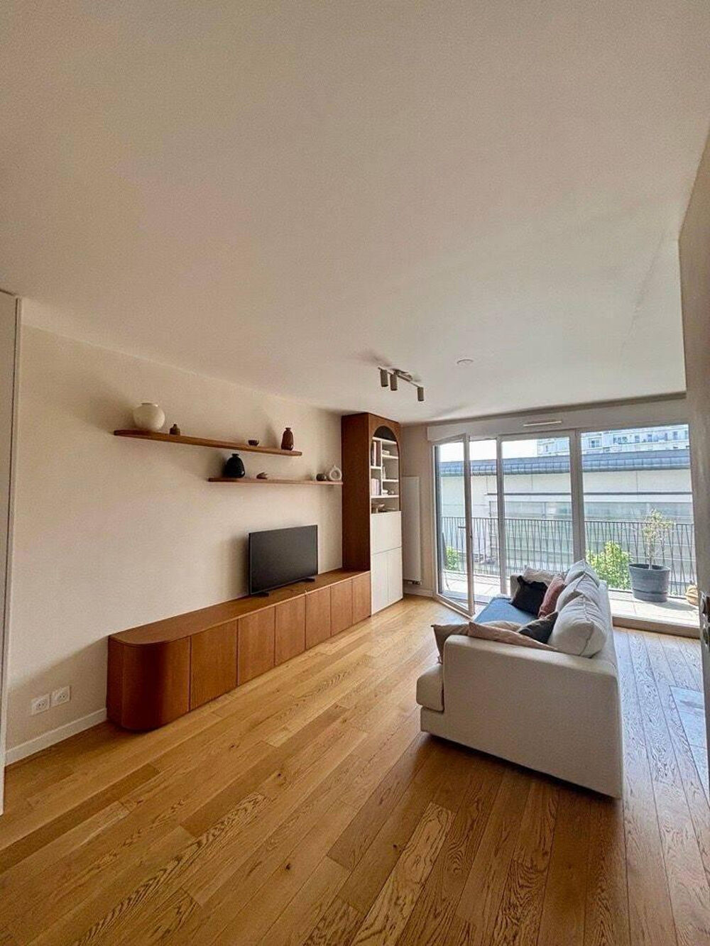 Location Appartement Beau 3P meublé 61m² avec terrasse 8m² Clichy
