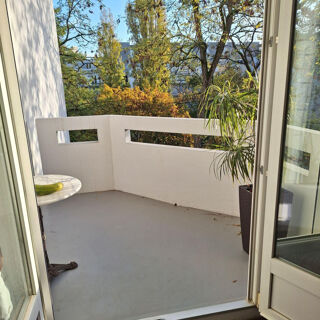  Appartement à louer 4 pièces 81 m²