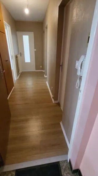  Appartement à louer 4 pièces 42 m²