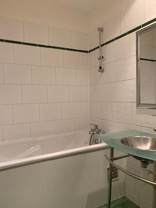  Appartement à louer 2 pièces 62 m²